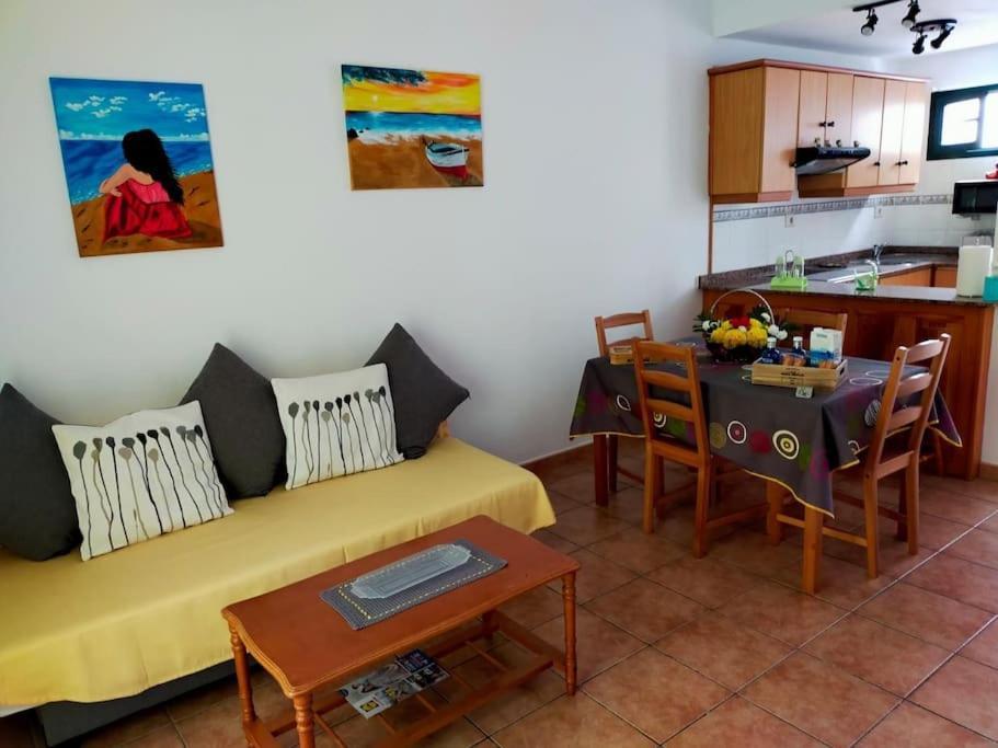 Punta Mujeres Casa Leivaヴィラ エクステリア 写真